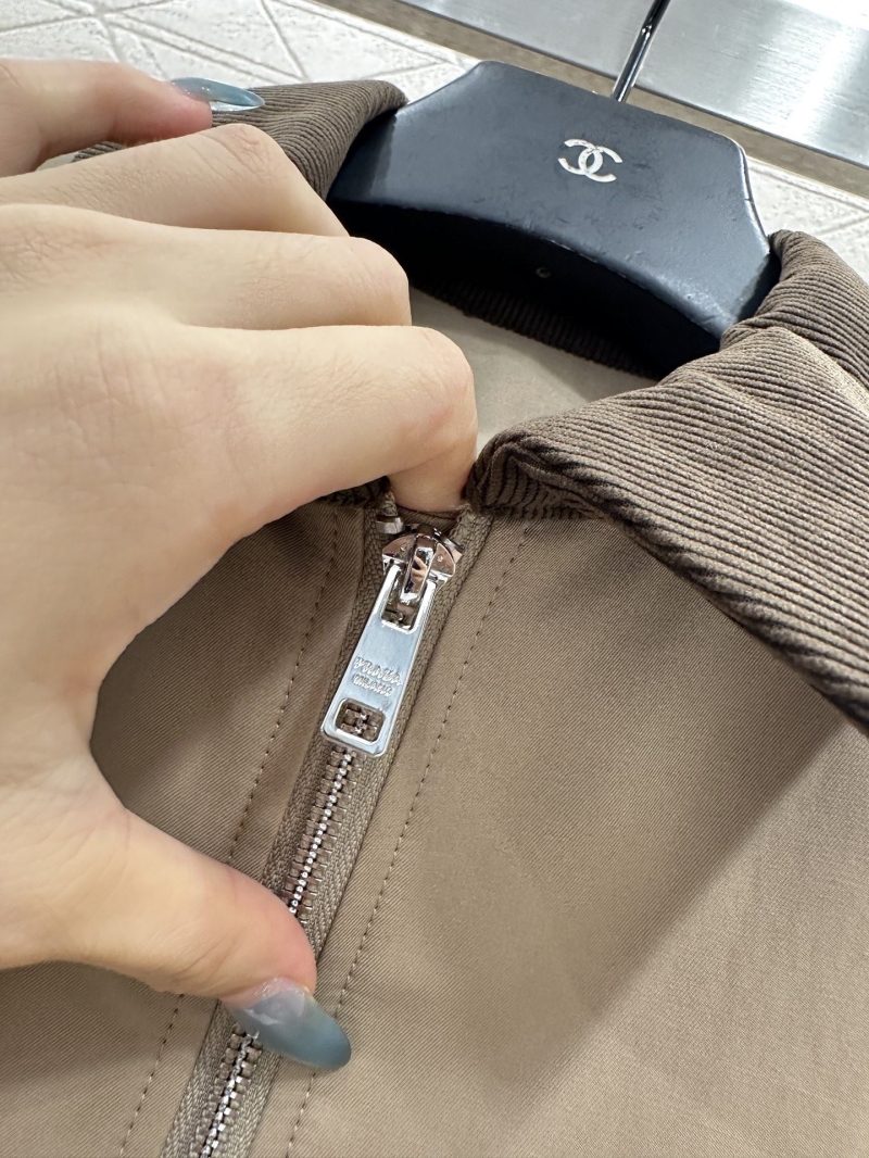 Pra*a outwear